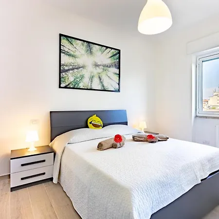 Alessia's Flat- M3 Corvetto Milan