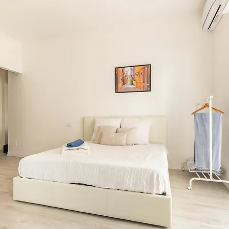Alessia's Flat- M3 Corvetto ميلان