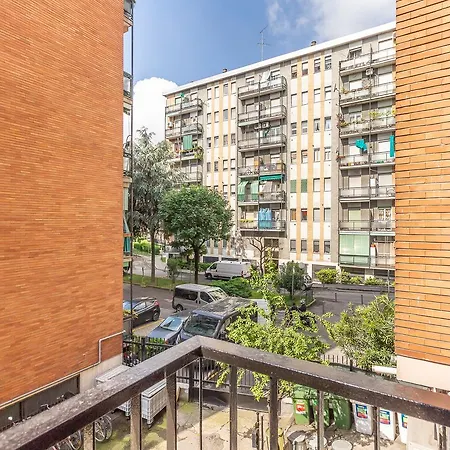 شقة Alessia's Flat- M3 Corvetto ميلان